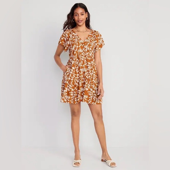 Old Navy Dresses & Skirts - NWT Short-Sleeve Tiered Mini Swing Dress